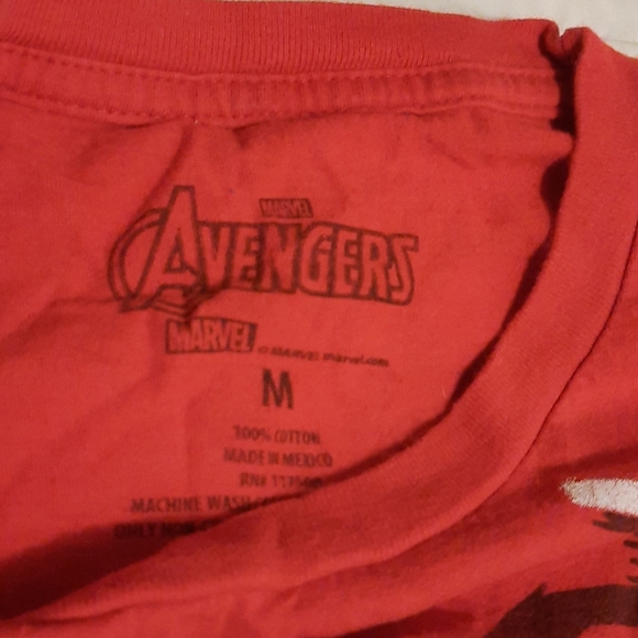 many shirts, mostly marvel - Picture 4 of 12